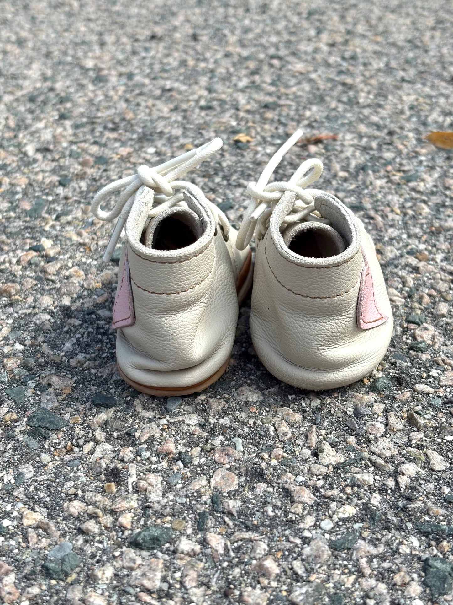 Soft Leather Heart Shoes Size 5