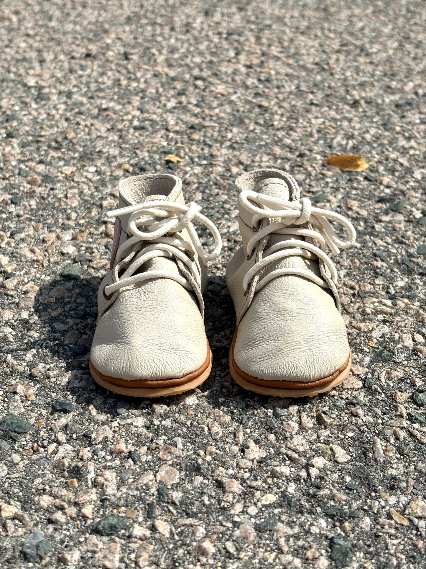 Soft Leather Heart Shoes Size 5