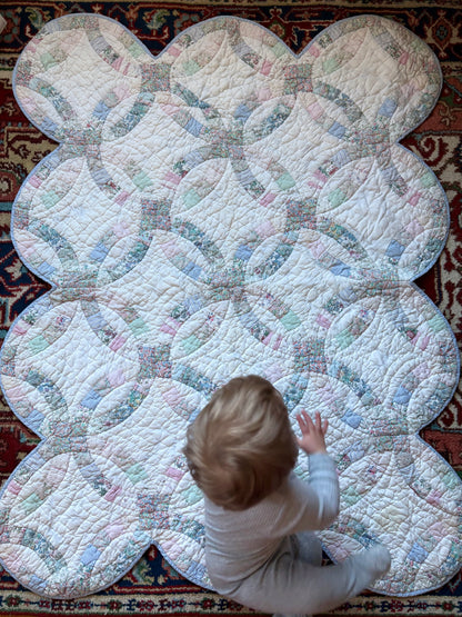 Vintage First Impressions Double Wedding Ring Crib Quilt