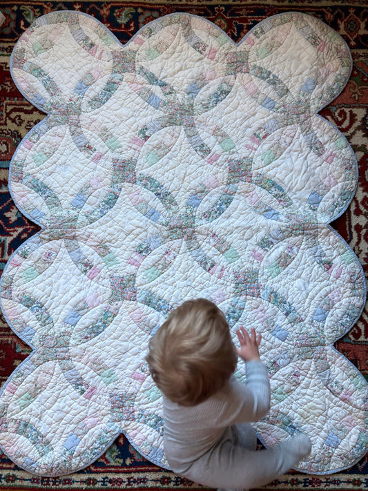 Vintage First Impressions Double Wedding Ring Crib Quilt