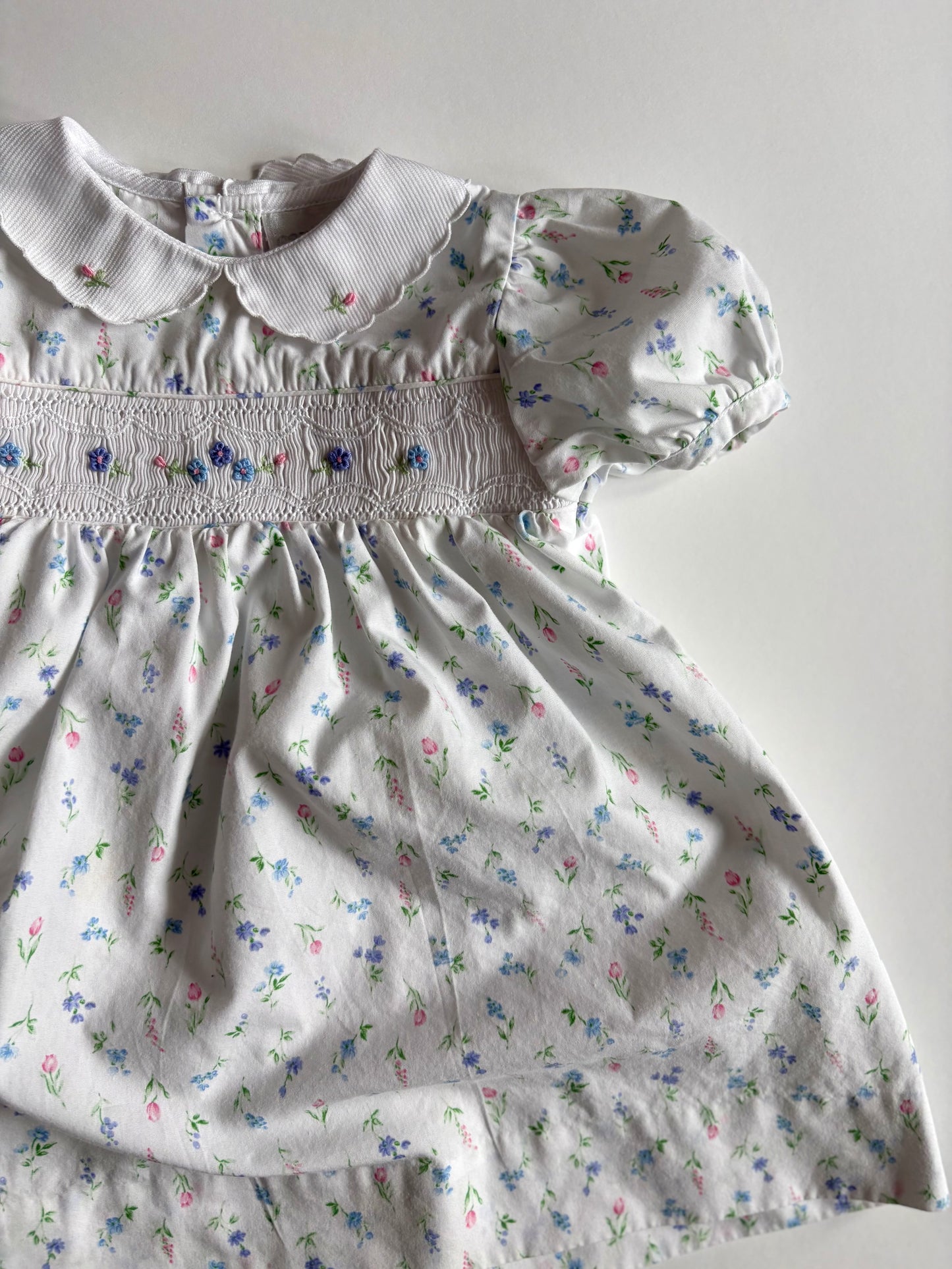 Vintage Y2K Carter’s Smocked Dress Size 3-6 months