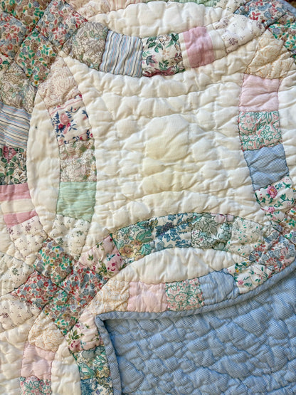 Vintage First Impressions Double Wedding Ring Crib Quilt