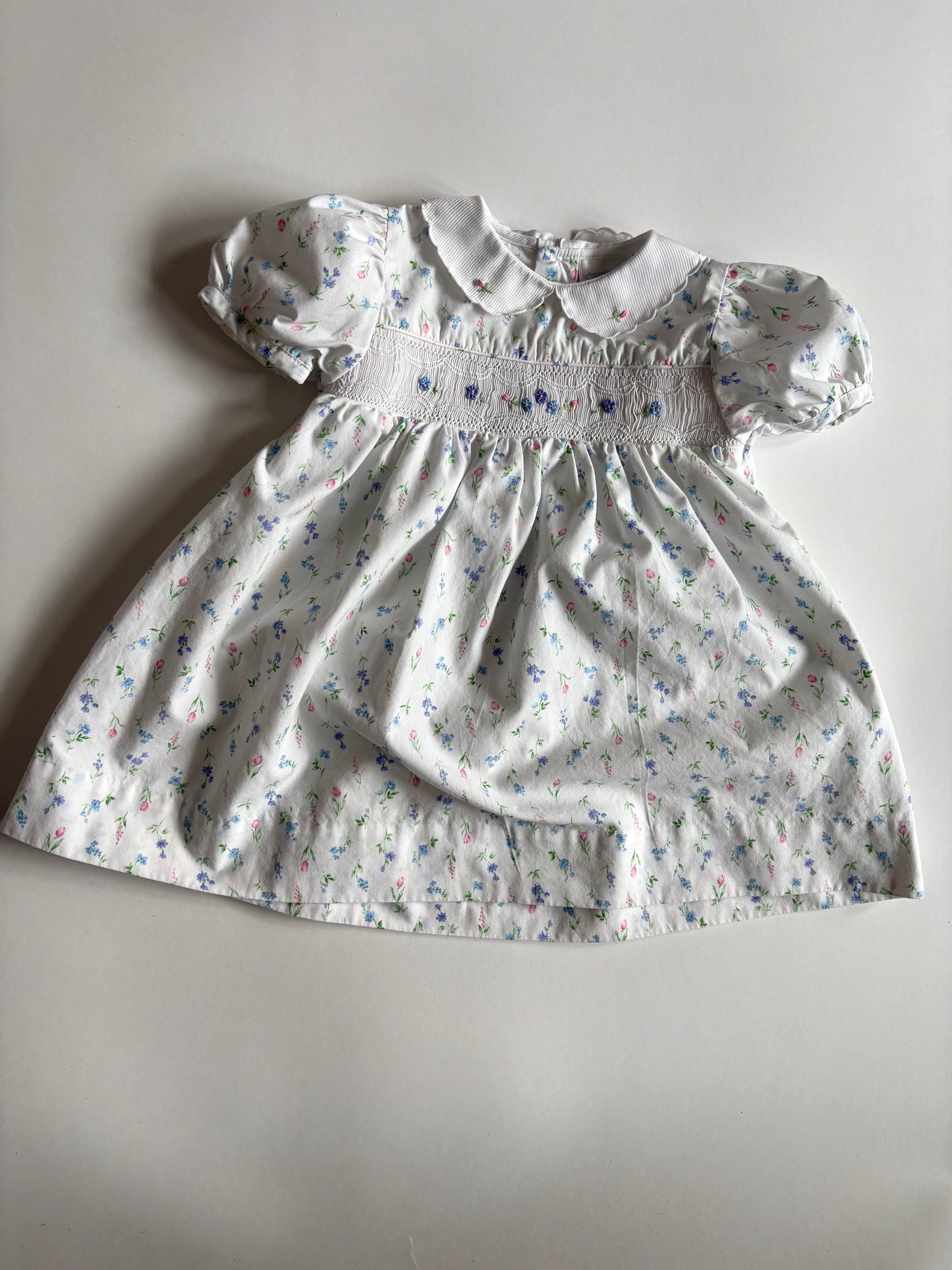 Vintage Y2K Carter’s Smocked Dress Size 3-6 months