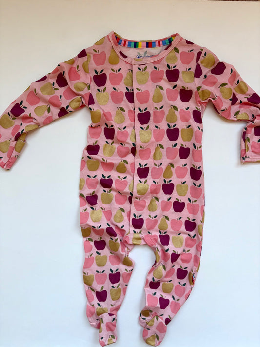 Magnetic Me Apple Parent Favorite Footie Size 3-6 months