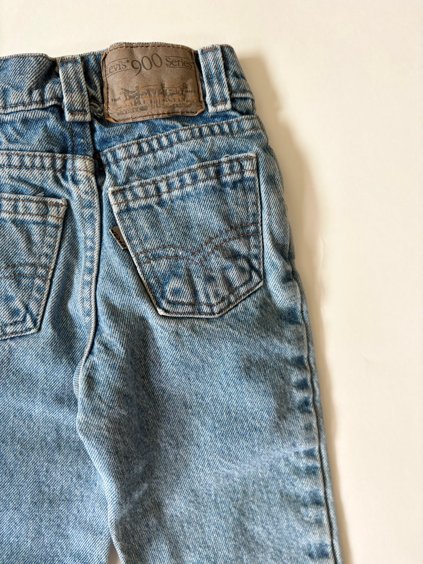 Vintage 80s Levi's 900 Series Tapered Denim Size 4T